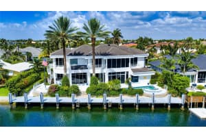 2551 NE 31st Ct, Lighthouse Point, FL 33064 - MLS#F10533139