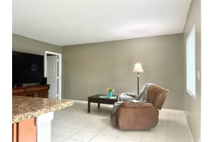 2655 NE 8th Ave 104, Wilton Manors, FL 33334 - MLS#F10533178