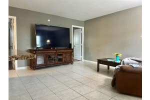 2655 NE 8th Ave 104, Wilton Manors, FL 33334 Sold 12/18/25