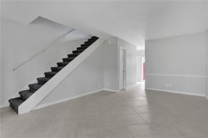 12 NE 20th Ct 9B, Wilton Manors, FL 33305 - MLS#F10533180