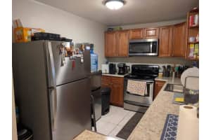 4374 Nw 9th Av 17-2a, Pompano Beach