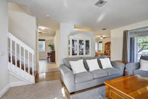 19427 SW 65th St, Fort Lauderdale, FL 33332 - MLS#F10533214