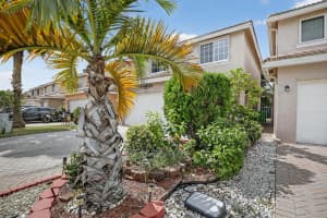 5449 NW 95th Ave, Sunrise, FL 33351 - MLS#F10533224