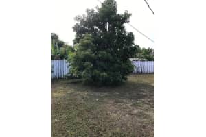 1960 NE 173rd st, North Miami Beach, FL 33162 - MLS#F10533239