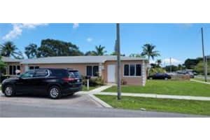 1213-1217 SW 3rd Ave 1217, Dania Beach, FL 33004 - MLS#F10533250