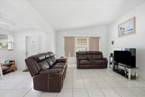 4140 SW 36th St, West Park, FL 33023 - MLS#F10533251