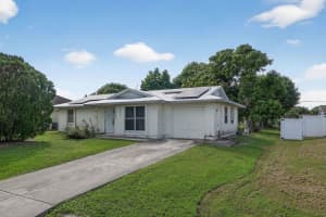 2250 Se Glover St, Port Saint Lucie