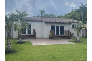 300 NE 17th Ave, Fort Lauderdale, FL 33301 - MLS#F10533273