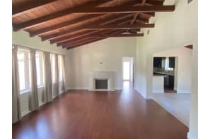 300 NE 17th Ave, Fort Lauderdale, FL 33301 - MLS#F10533273