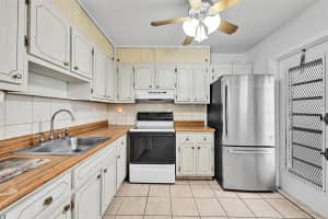 1330 43rd Avenue, Lauderhill, FL 33313 - MLS#F10533293