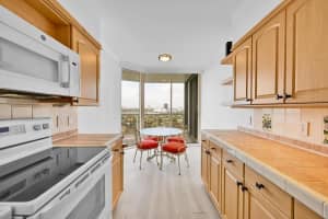 3640 Yacht Club Drive, Aventura, FL 33180 - MLS#F10533318