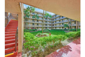 3253 Riverside Dr D-301, Coral Springs, FL 33065 - MLS#F10533324