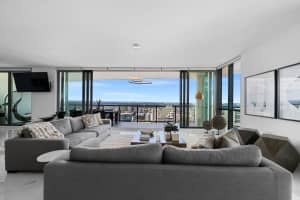 100 Las Olas Boulevard, Fort Lauderdale, FL 33301 - MLS#F10533355