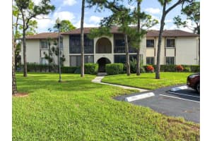 339 Knotty Pine Circle, Greenacres, FL 33463 - MLS#F10533364