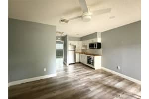 800 SE 18th St 2, Fort Lauderdale, FL 33316 - MLS#F10533380