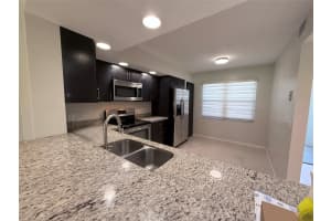 1201 SW 128th Ter 104 E, Pembroke Pines, FL 33027 - MLS#F10533391