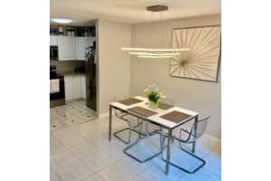 21204 Harbor Way, Miami, FL 33180 - MLS#F10533401