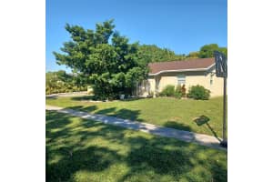 1621 42nd Street, West Palm Beach, FL 33407 - MLS#F10533418