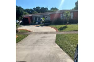 206 Gale Pl, West Palm Beach, FL 33409 - MLS#F10533428