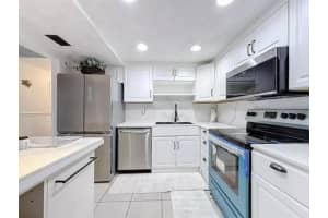 4304 NW 9th Ave 2-3C, Deerfield Beach, FL 33064 - MLS#F10533447