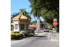 3703 NE 166th St 1009, North Miami Beach, FL 33160 - MLS#F10533509