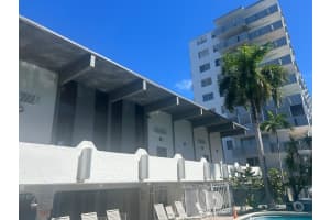 3703 NE 166th St 1009, North Miami Beach, FL 33160 - MLS#F10533509