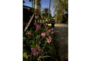 2520 Laguna Ter, Fort Lauderdale, FL 33316 - MLS#F10533513