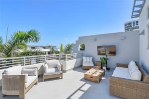 705 Briny Ave, Pompano Beach, FL 33062 - MLS#F10533572