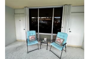 4630 Poinciana St 1C, Lauderdale By The Sea, FL 33308 - MLS#F10533576