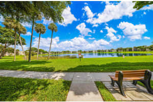 5250 Las Verdes Circle, Delray Beach, FL 33484 - MLS#F10533577