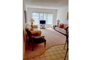 3200 N Palm Aire Dr 105, Pompano Beach, FL 33069 - MLS#F10533587