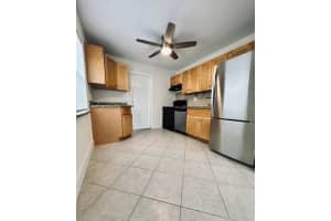 1800 NE 4th St (right), Pompano Beach, FL 33060 - MLS#F10533604