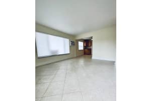 1800 NE 4th St (right), Pompano Beach, FL 33060 - MLS#F10533604