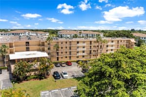 9355 SW 8th Street 110, Boca Raton, FL 33428 - MLS#F10533643