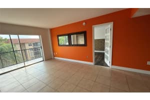 4174 Inverrary Dr, Lauderhill, FL 33319 - MLS#F10533695