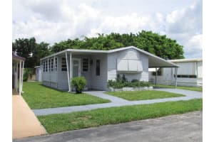 5249 Nw 4th Ter, Deerfield Beach