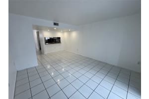 2710 W 76th St 207, Hialeah, FL 33016 - MLS#F10533731