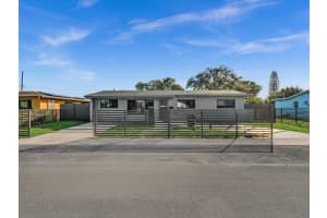 17135 Nw 12th Ct, Miami 17135 Nw 12th Ct, Miami