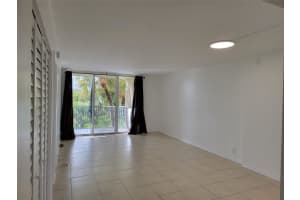 3341 NW 47th Ter 317, Lauderdale Lakes, FL 33319 - MLS#F10533752