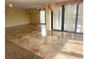 19667 Turnberry Way 4J, Miami, FL 33180 - MLS#F10533778