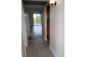 9230 Lagoon Pl 406, Davie, FL 33324 - MLS#F10533786