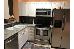 MLS# F10533813, Pembroke Pines, Florida 33025