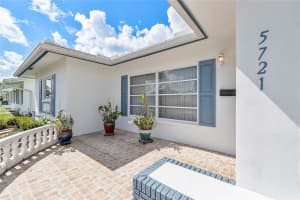 5721 NW 81st Ter, Tamarac, FL 33321 Sold 12/17/25