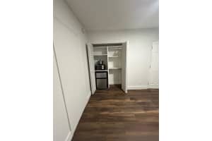 2300 NW 6th St 8, Fort Lauderdale, FL 33311 - MLS#F10533833