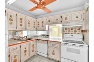 1516 Lakeside Drive, Lake Worth Beach, FL 33460 Sold 12/15/25