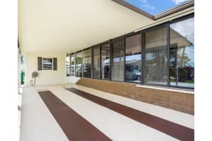 8560 SW 20th St, Davie, FL 33324 - MLS#F10533931