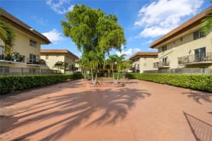 8600 SW 109th Ave 4-101, Miami, FL 33173 - MLS#F10533947