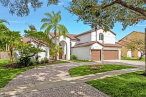 10475 Bermuda Dr, Cooper City, FL 33026 Sold 12/09/25