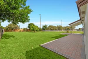 10475 Bermuda Dr, Cooper City, FL 33026 Sold 12/09/25