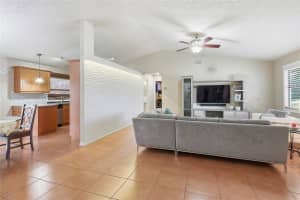 2526 SW Hinchman St, Port Saint Lucie, FL 34984 - MLS#F10533994